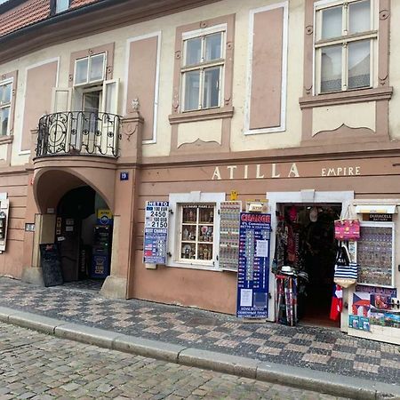 Auberge de jeunesse Atilla Empire à Prague Extérieur photo